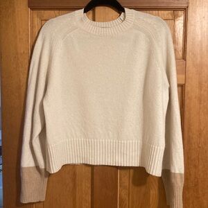 Everlane Cashmere Boxy Crew Cream and Tan Crewneck Sweater - M